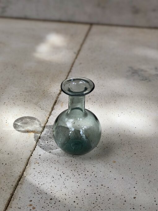 la-soufflerie-piccola-smoky-bud-vase-hand-blown-recycled-glass