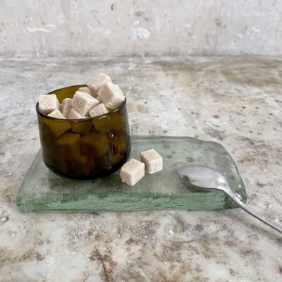 la-soufflerie-burriera-grande-serving-dish-with-verre-palais-glass-with-sugar-cubes