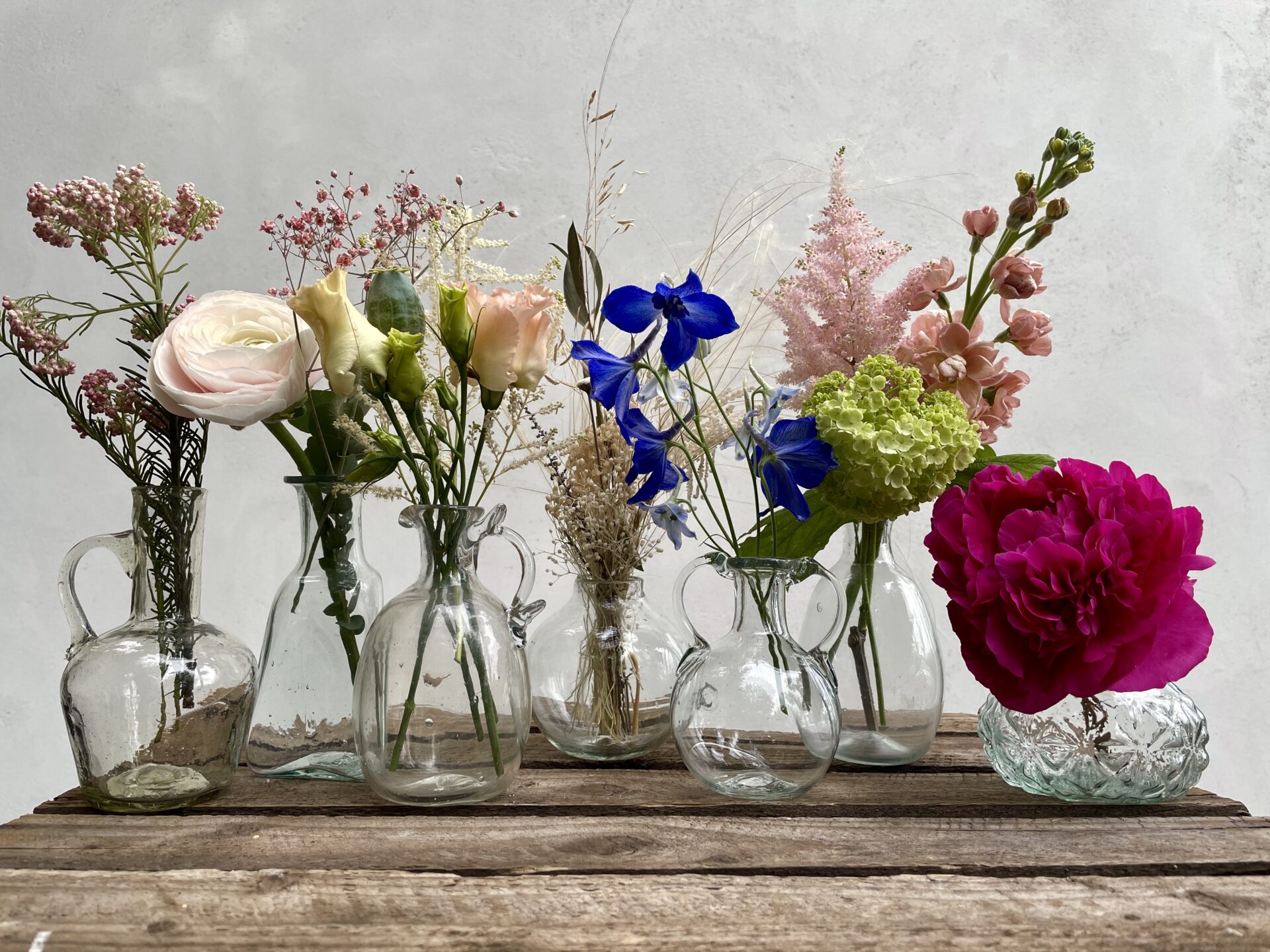 la-soufflerie-wedding-placeholder-bud-vases-with-flowers