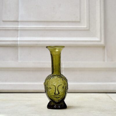 la-soufflerie-vase-tête-olive-head-vase-bud-vase-hand-blown-recycled-glass