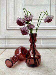 la-soufflerie-laveno-montebello-vase-with-flowers