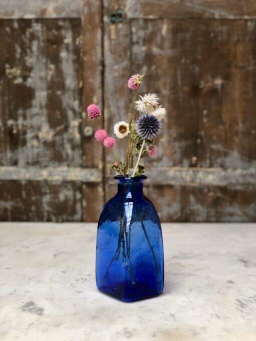 la-soufflerie-bouteille-carre-petit-dark-blue-square-glass-carafe-vase
